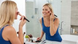 Blush Placement Technique: The Simple Trick That Softly Changes Face Shape and Brightens Features After 30