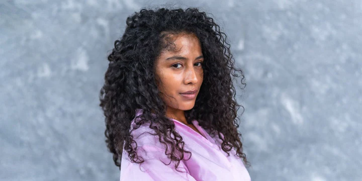 Fix Frizzy Curly Hair: