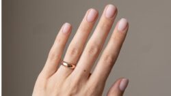 Blurred Nails Emerge as 2026’s Most Elegant Minimal Manicure Trend for Clean Soft Nail Looks