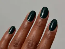 30 Dark Short Manicure Ideas Deliver Bold Elegant Nail Inspiration Suitable for Every Season
